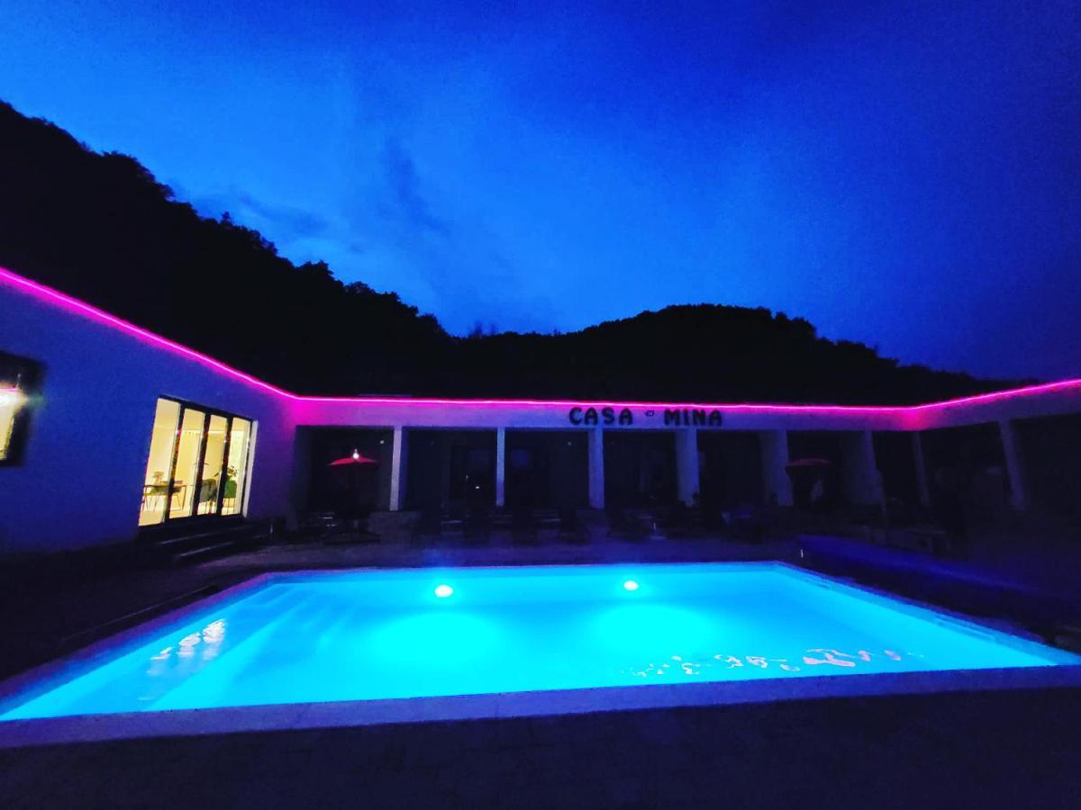 Casa Mina Divici Hotell Exteriör bild